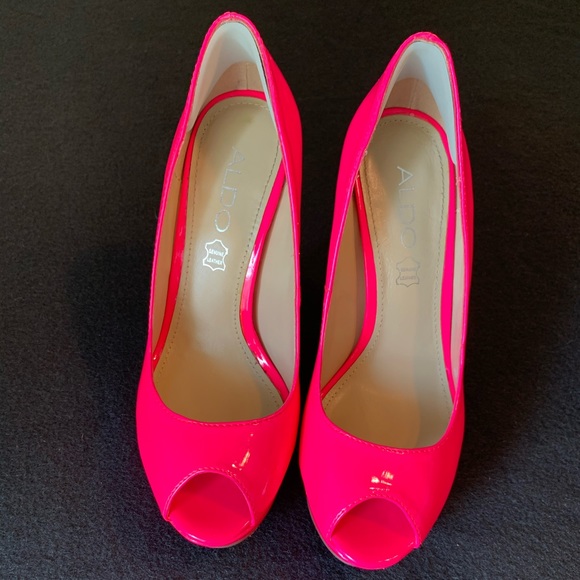 Aldo Bismarcka Hot Pink Pumps - Picture 2 of 5
